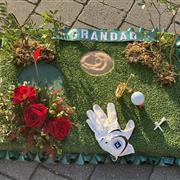 Bespoke golf tribute